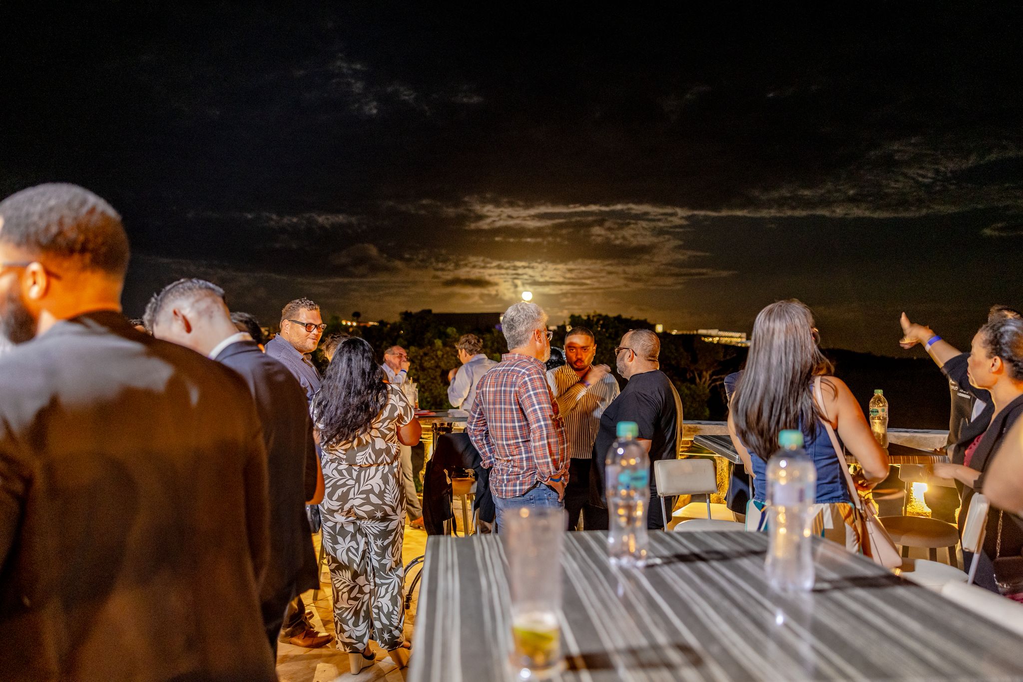 Kvk Brengt Ondernemers Samen Tijdens Business Mixer In San Nicolas 160 Whatsapp Image 2025 11 08 At 11.33.10 Pm