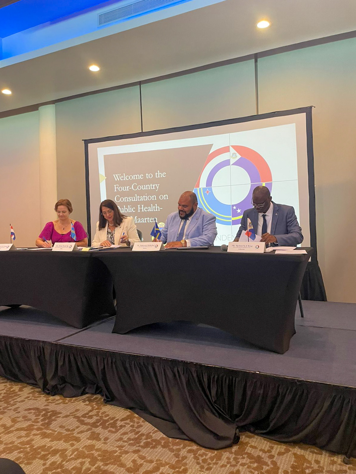 C513Cb11 3388 4487 B76B 95A4C826Ece2