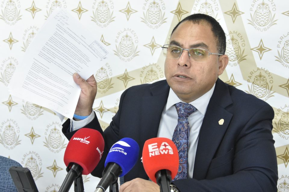 Un Mocion Cu Tabata E Grito Di Esunnan Cu No Por Sigui Keda Keto