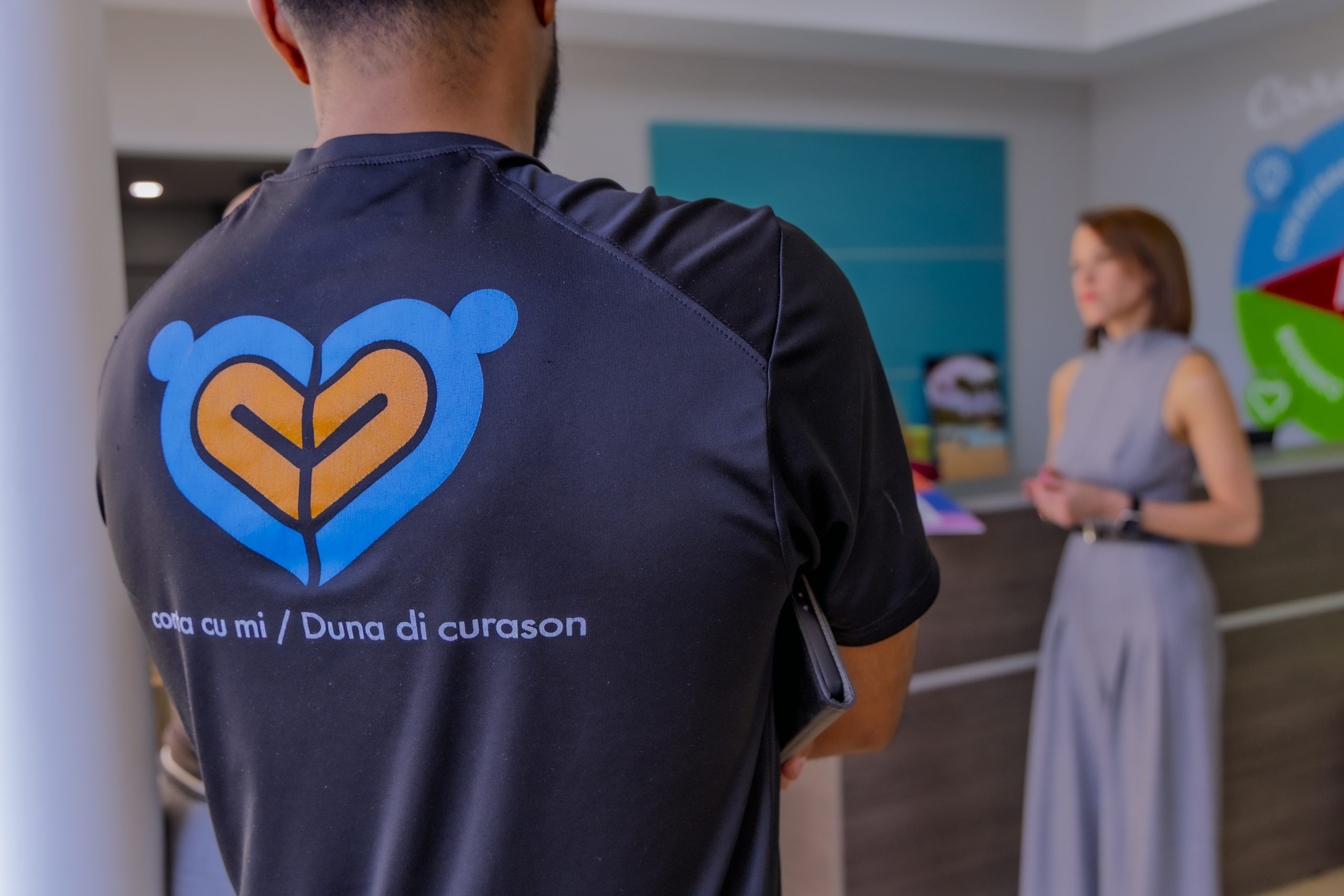 Aruba Tourism Authority Donates To Fundacion Pa Nos Comunidad With Funds Generated From The Authentic Aruba Culinary Festival 2025 174 Ata Aut. Fest. Donation 4 Scaled