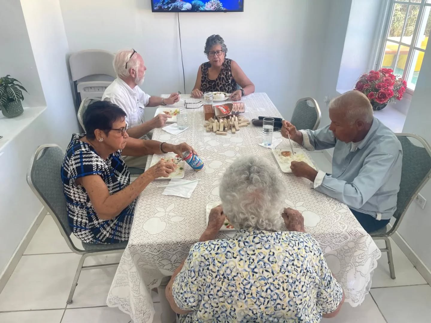 Farita Luidens: “Aunke Nos Ta Cu Pension, Ta Importante Pa Keda Activo Pa Stimula Nos Celebro” 184 Farita Luidens 2