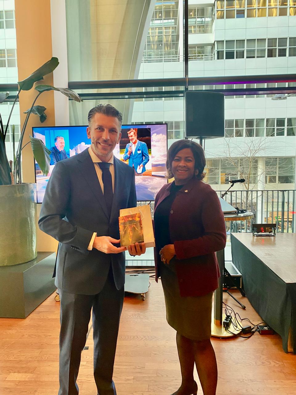 Minplen Ga And Former Minister Frank Rijkaart