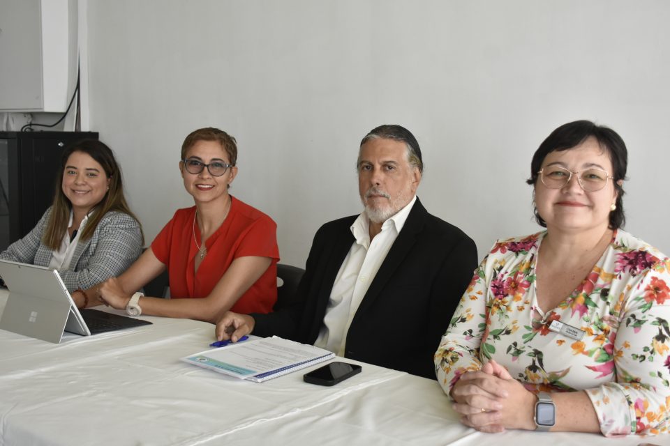 Psicologonan Uni Den Accion 5