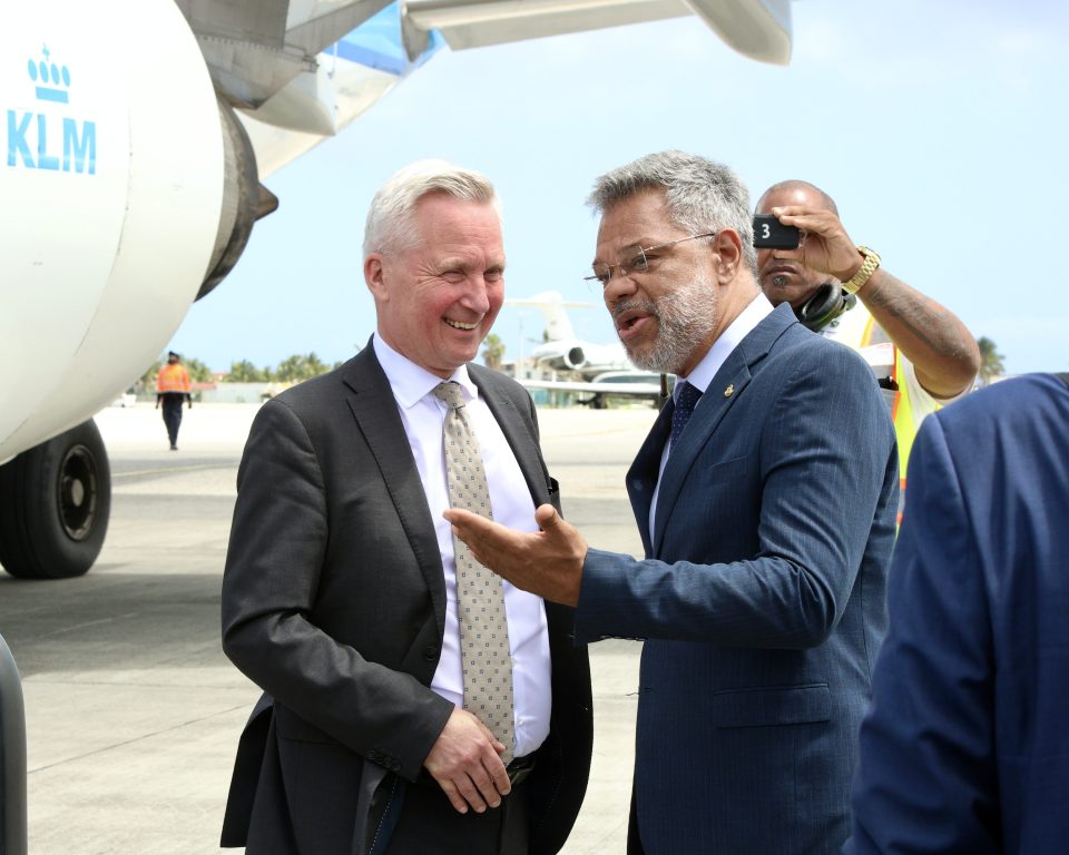 Minagz Arrival At Pjia Van Der Burg And Prime Minister Mercelina Pix1 1