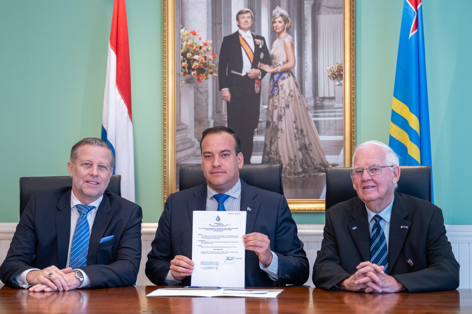 Minister Geoffrey Wever 1