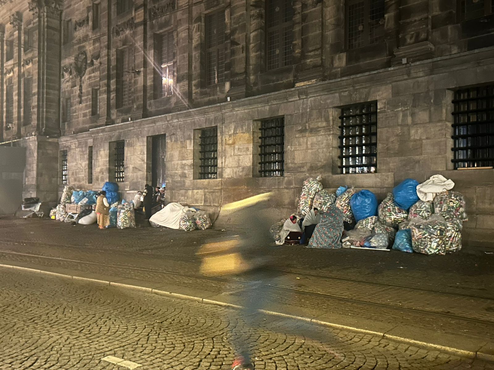 Statiegeld: The dutch system combining environmental cleanliness with a social-economic incentive