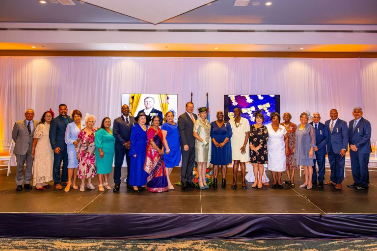 Aruba honours nineteen residents with Royal decorations