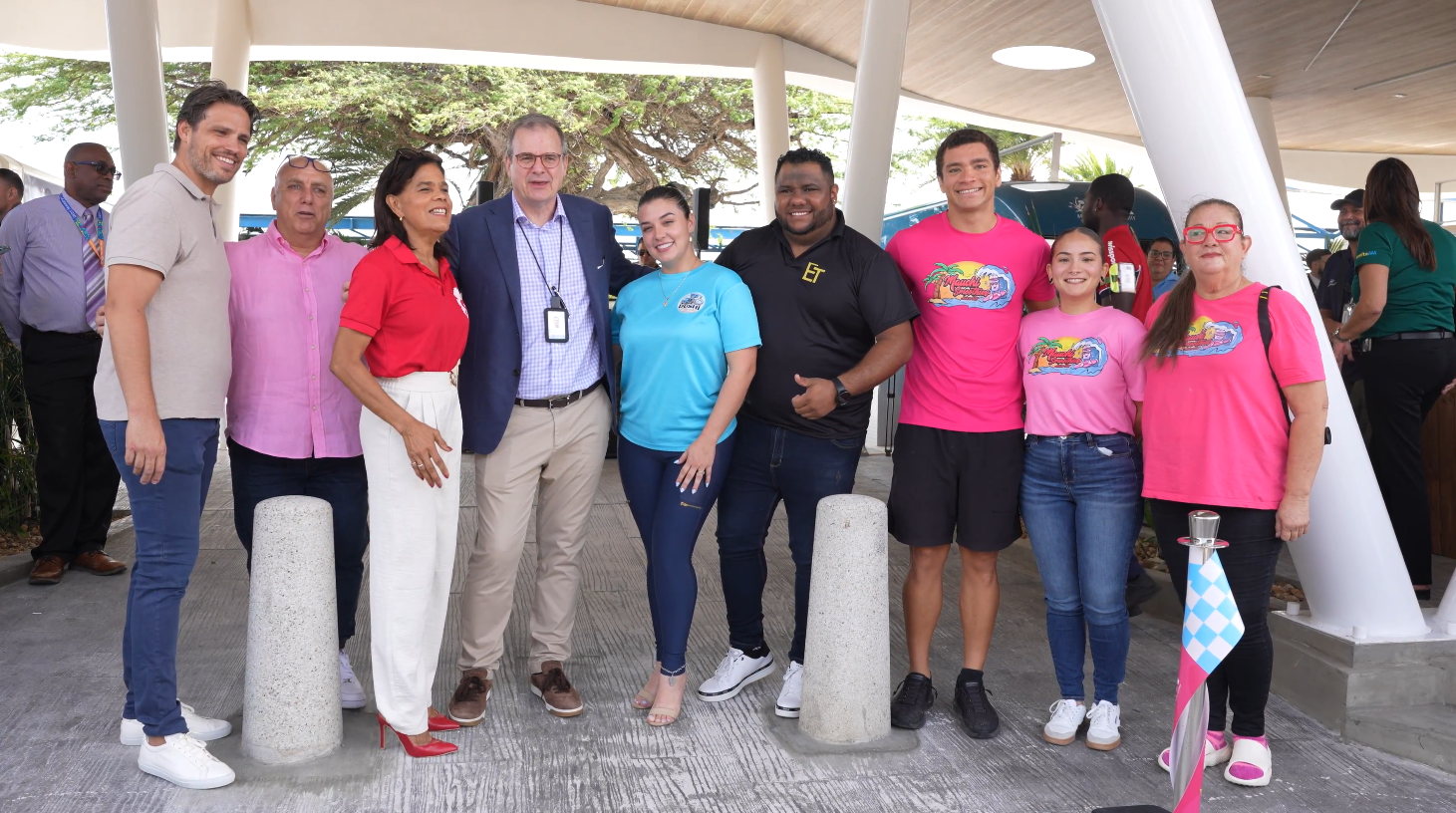 Aruba Airport Authority A Habri Oficialmente Aua Food Truck Plaza 160 3