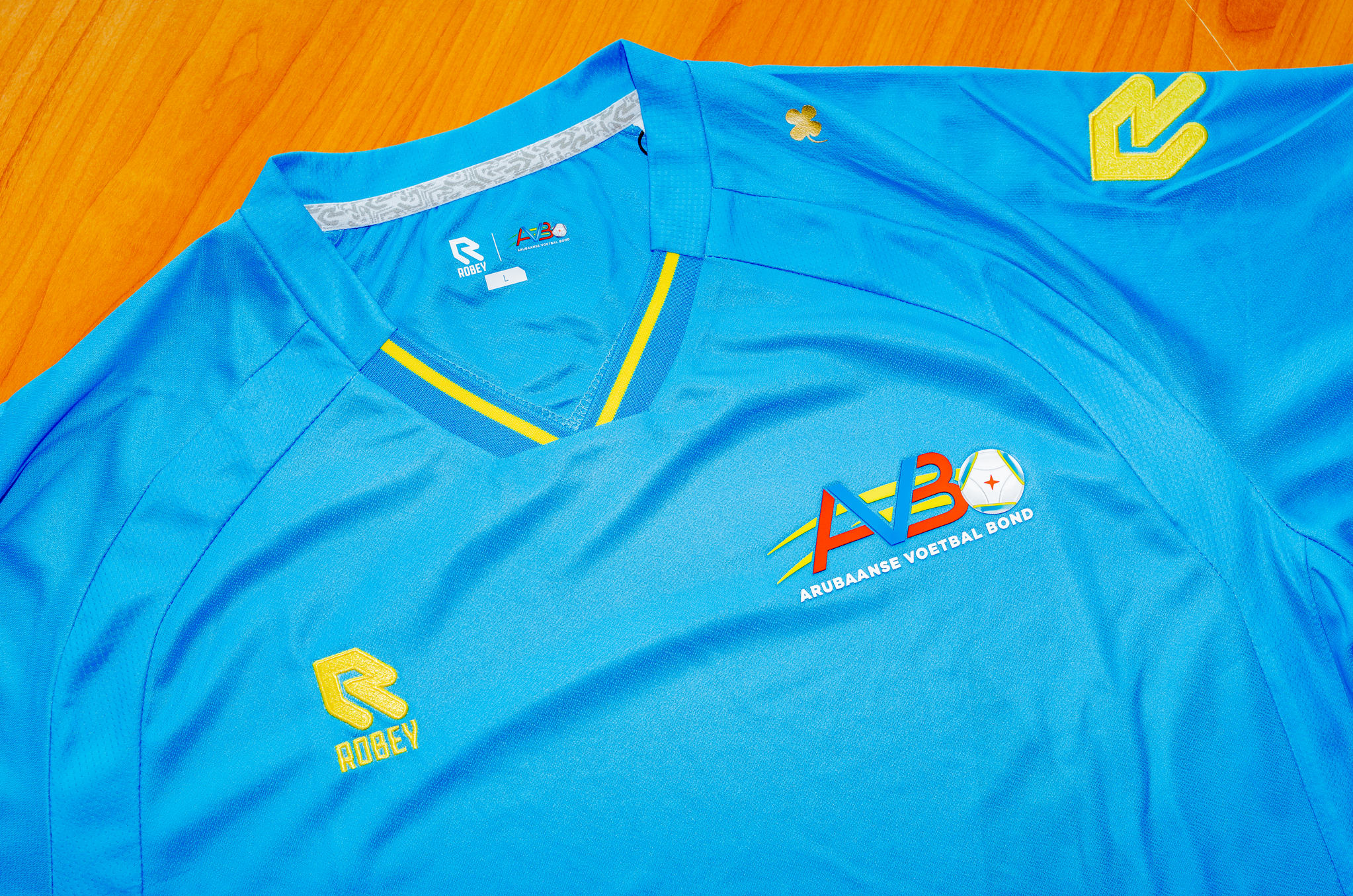 A.t.a. Ta Sostene Seleccion Nacional Di Futbol Di Aruba 160 Ata Avb 3
