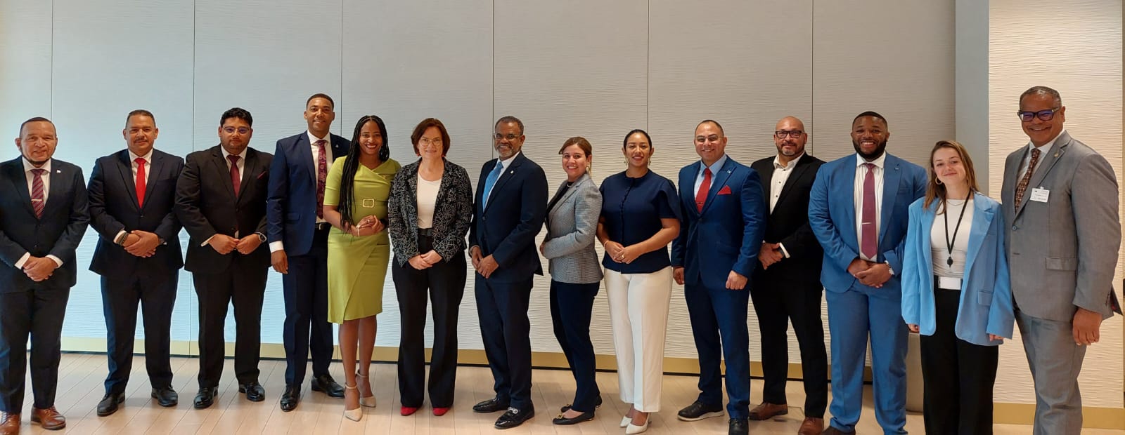 Mp Eduard Pieters: Strengthening The Bond Between Aruba And Europe 163 Fortalesiendo Lasonan Aruba Y Europa 2