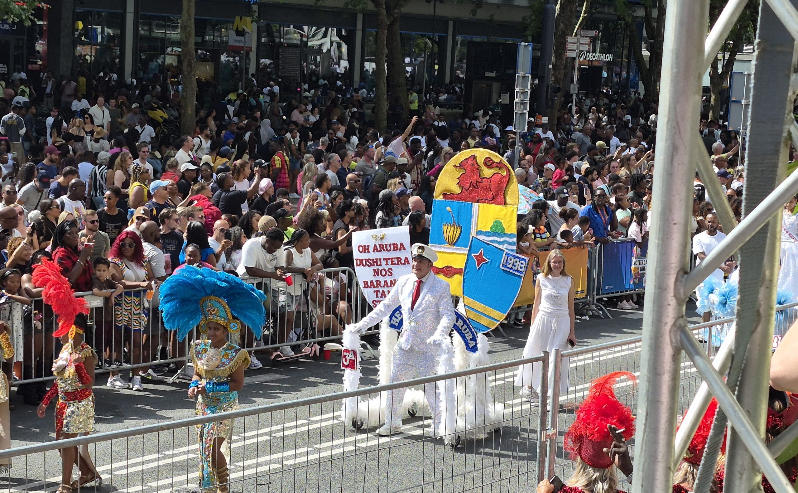 Bunita Celebracion Di Zomercarnaval Di Rotterdam 4 Scaled