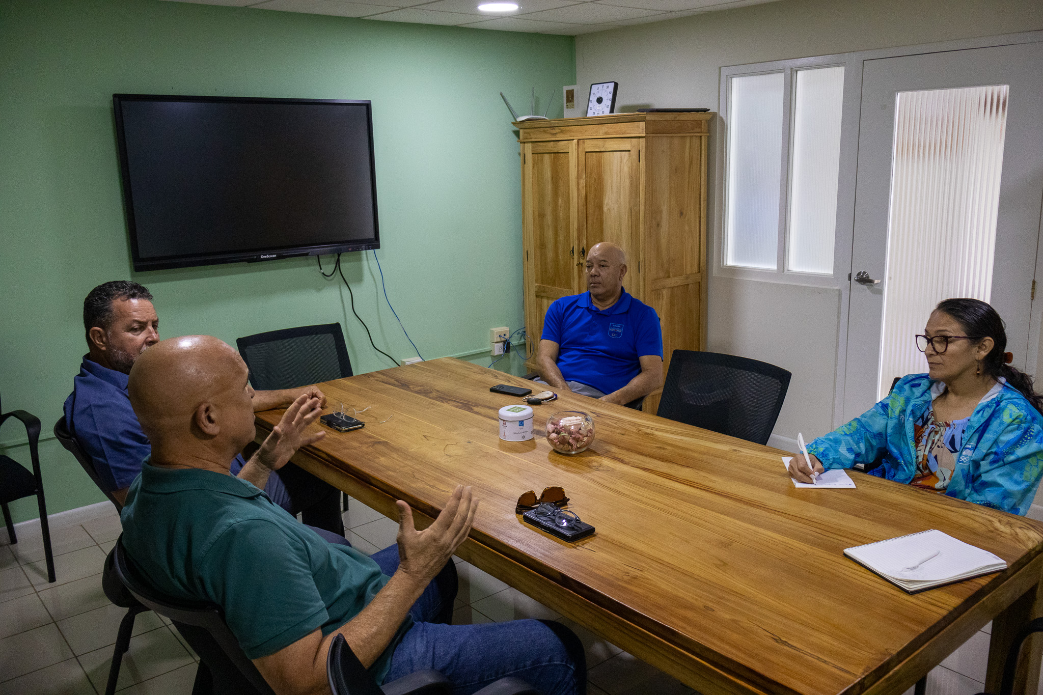 El Coa Se Reunió Con Los Miembros De La Junta Directiva De La Aruba Basketball Bond 162 Coa A Reuni Cu Miembronan Di Directiva Di Aruba Basketball Bond 3