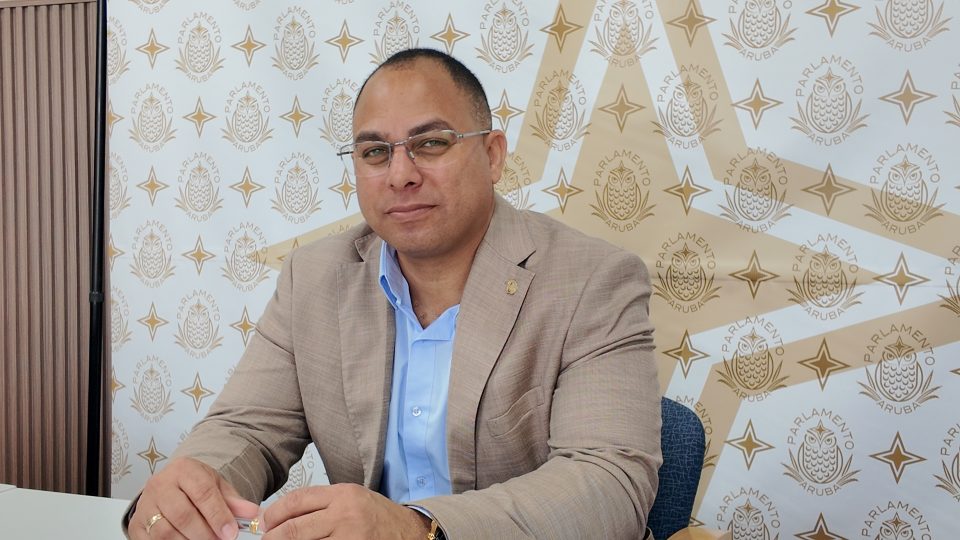 Eduard Pieters La Ministra Cicilia Tiene La Obligacion De Rendir Cuentas Y El Parlamento No Es Opcional