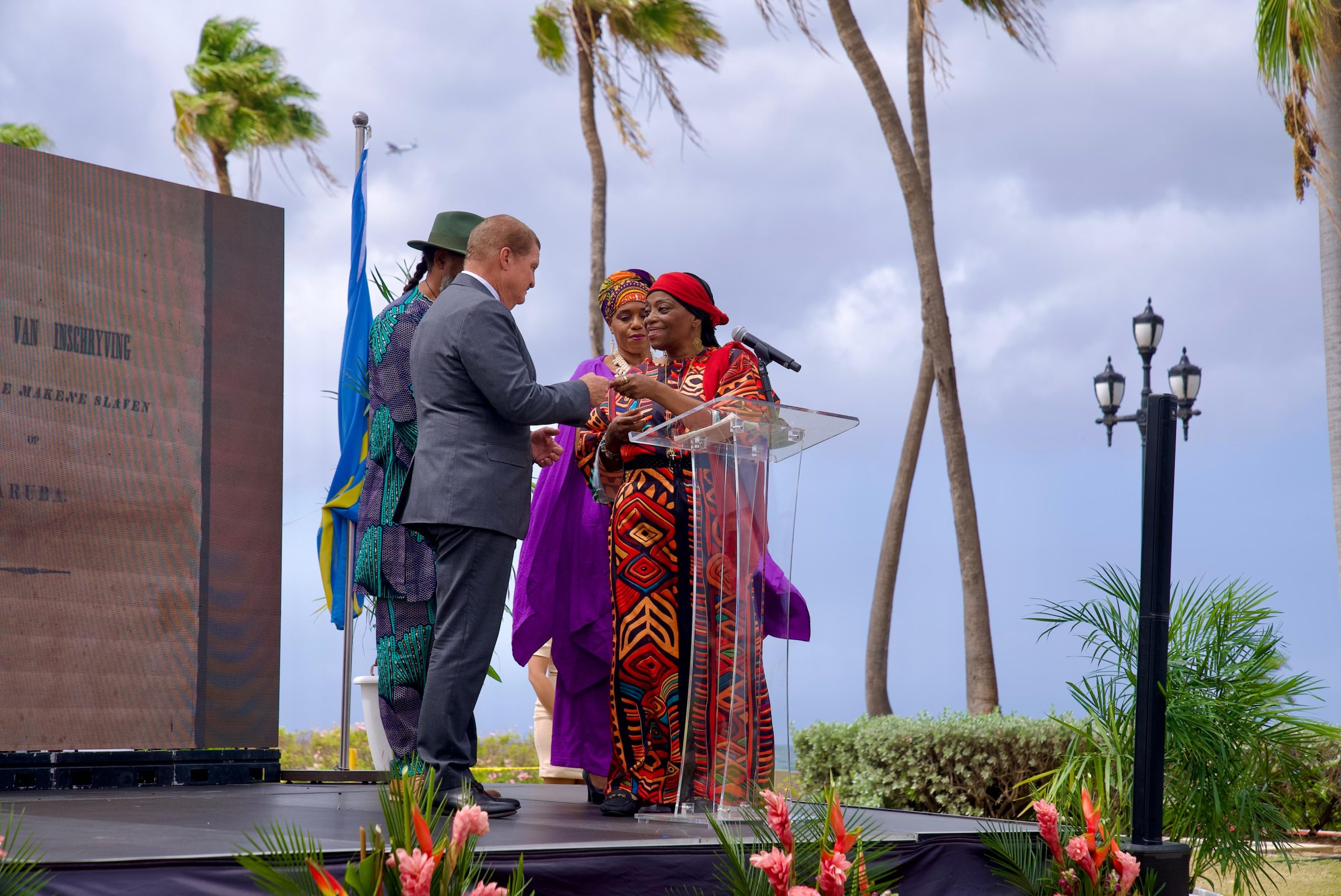 Prome Minister Mike Eman Anuncia Conmemoracion Anual Di 1 Di Juli Como Dia Di Emancipacion 177 Emancipacion 2 Scaled