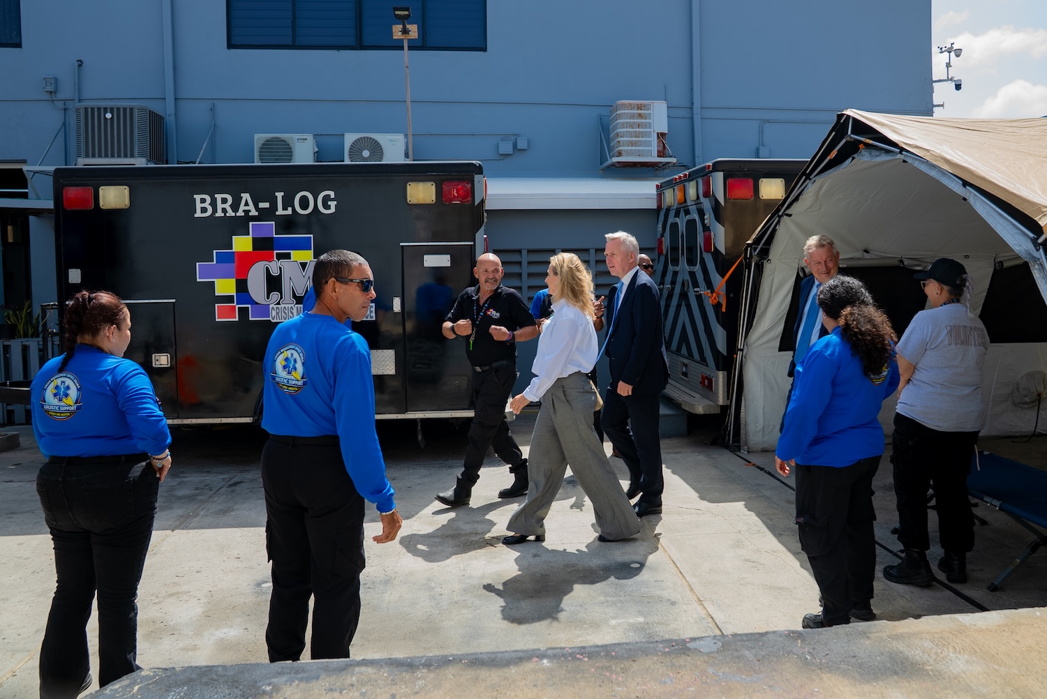 Gobierno Di Aruba A Duna Reconocemento Na Team Boluntario Cu A Brinda Asistencia Humanitario Na Venezuela 189 Gobierno Di Aruba A Duna Reconocemento Na Team Boluntario Cu A Brinda Asistencia Humanitario Na Venezuela 12