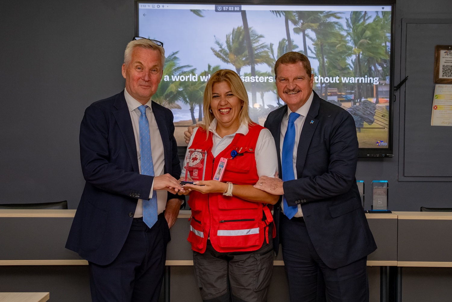 Gobierno Di Aruba A Duna Reconocemento Na Team Boluntario Cu A Brinda Asistencia Humanitario Na Venezuela 179 Gobierno Di Aruba A Duna Reconocemento Na Team Boluntario Cu A Brinda Asistencia Humanitario Na Venezuela 21