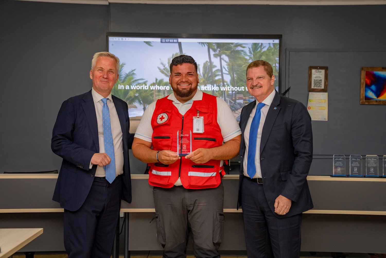 Gobierno Di Aruba A Duna Reconocemento Na Team Boluntario Cu A Brinda Asistencia Humanitario Na Venezuela 183 Gobierno Di Aruba A Duna Reconocemento Na Team Boluntario Cu A Brinda Asistencia Humanitario Na Venezuela 23
