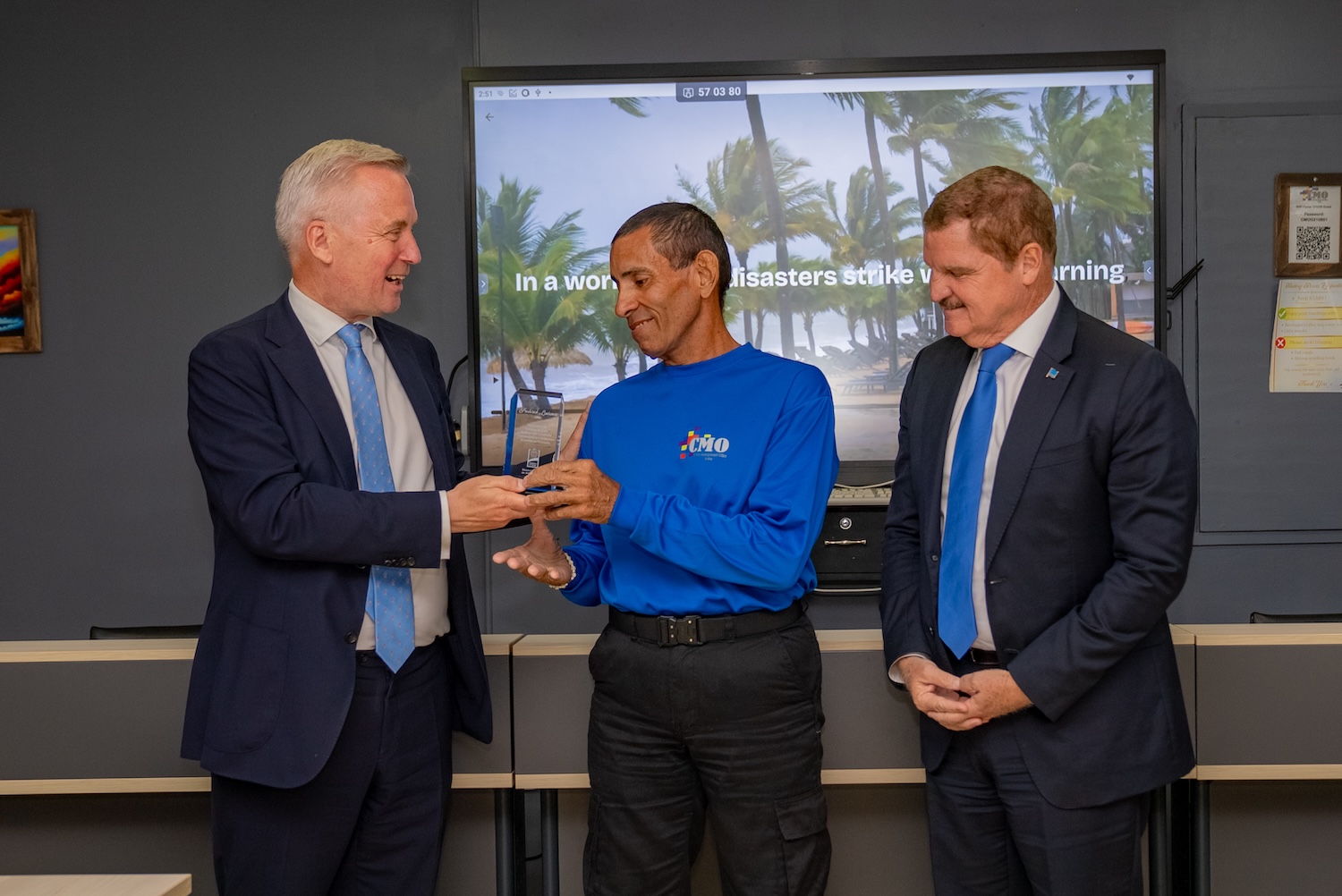 Gobierno Di Aruba A Duna Reconocemento Na Team Boluntario Cu A Brinda Asistencia Humanitario Na Venezuela 184 Gobierno Di Aruba A Duna Reconocemento Na Team Boluntario Cu A Brinda Asistencia Humanitario Na Venezuela 24