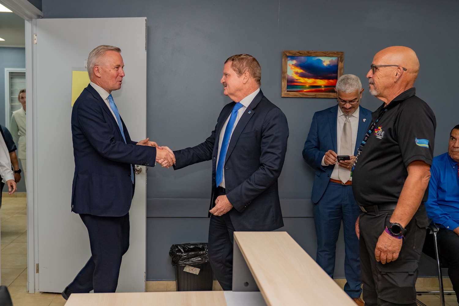 Gobierno Di Aruba A Duna Reconocemento Na Team Boluntario Cu A Brinda Asistencia Humanitario Na Venezuela 168 Gobierno Di Aruba A Duna Reconocemento Na Team Boluntario Cu A Brinda Asistencia Humanitario Na Venezuela 8