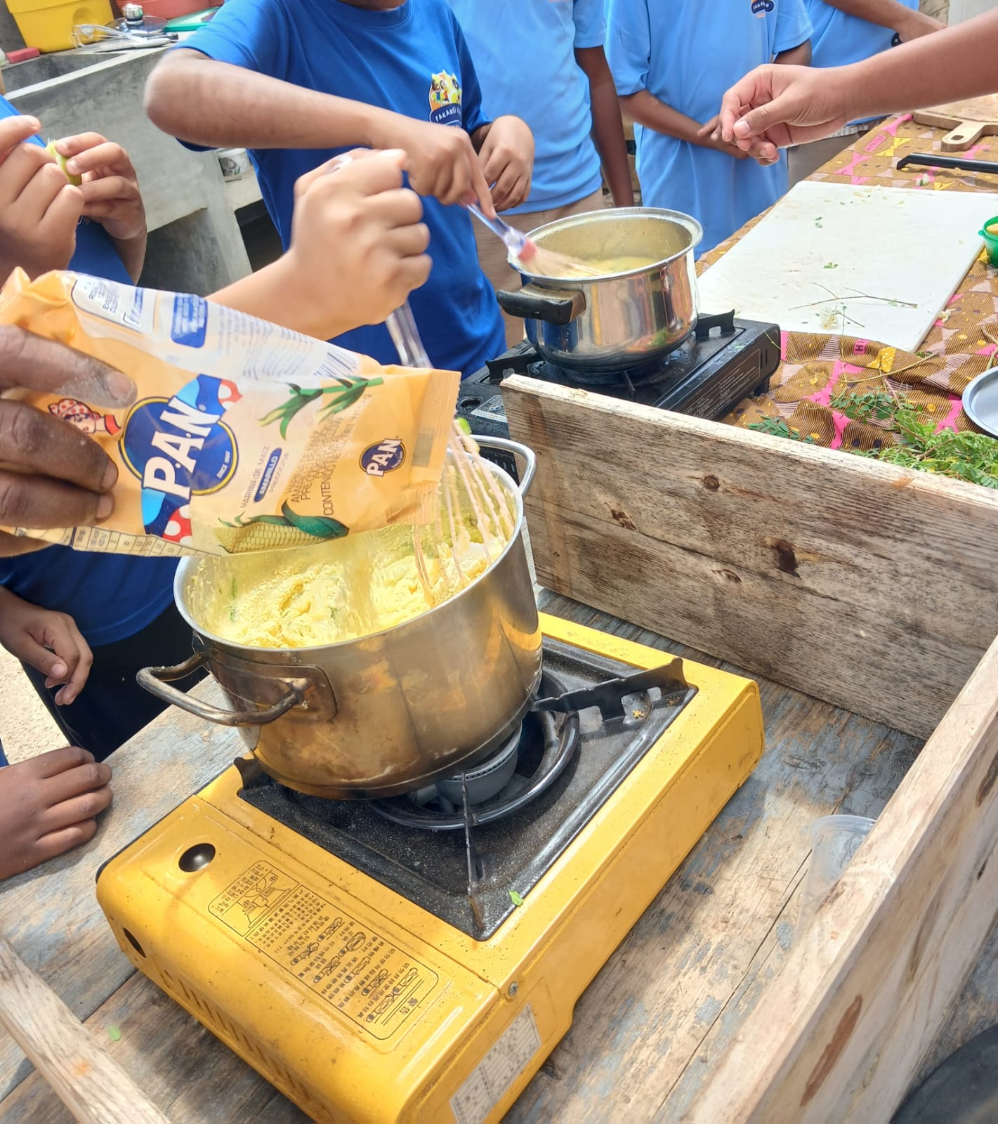 Muchanan Ta Siña Tokante Alimentashon Saludabel Durante Plan Di Fakansi 160 Muchanan Ta Sina Tokante Alimentashon Saludabel Durante Plan Di Fakansi