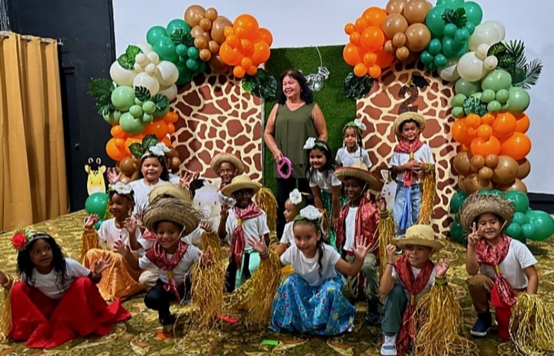 Graduacion Safari Di Rayo Di Solo Kleuterschool 4