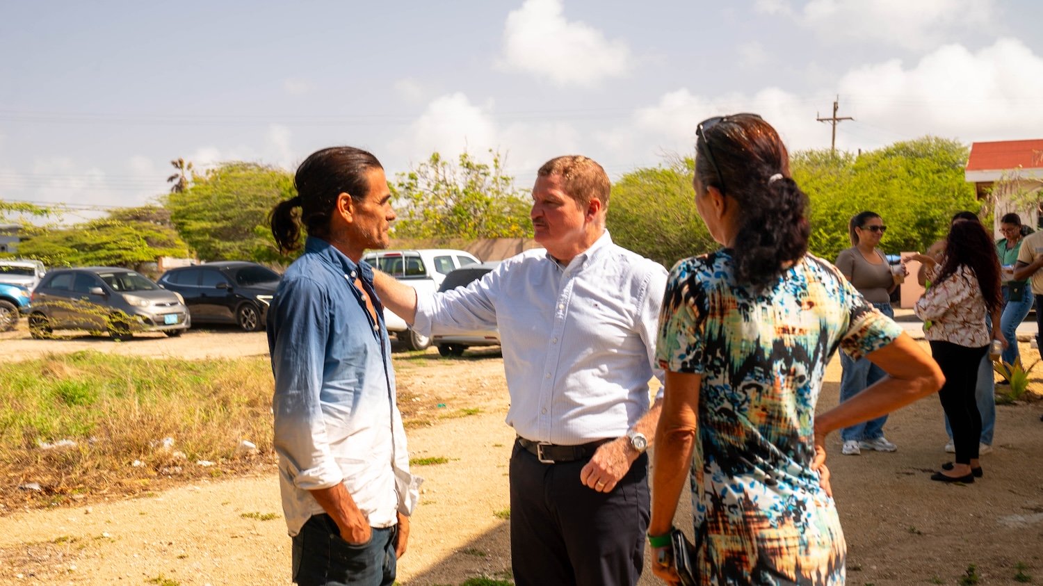 El Primer Ministro Mike Eman En La &Quot;Acción De Barrio&Quot; En Mabon 161 Photo 17