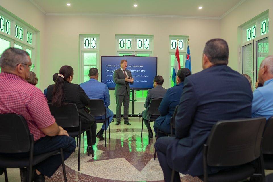 Segun Prome Minister Mike Eman Tecnologia Mester Fortalece Dignidad Humano Y E Bienestar Comun 1