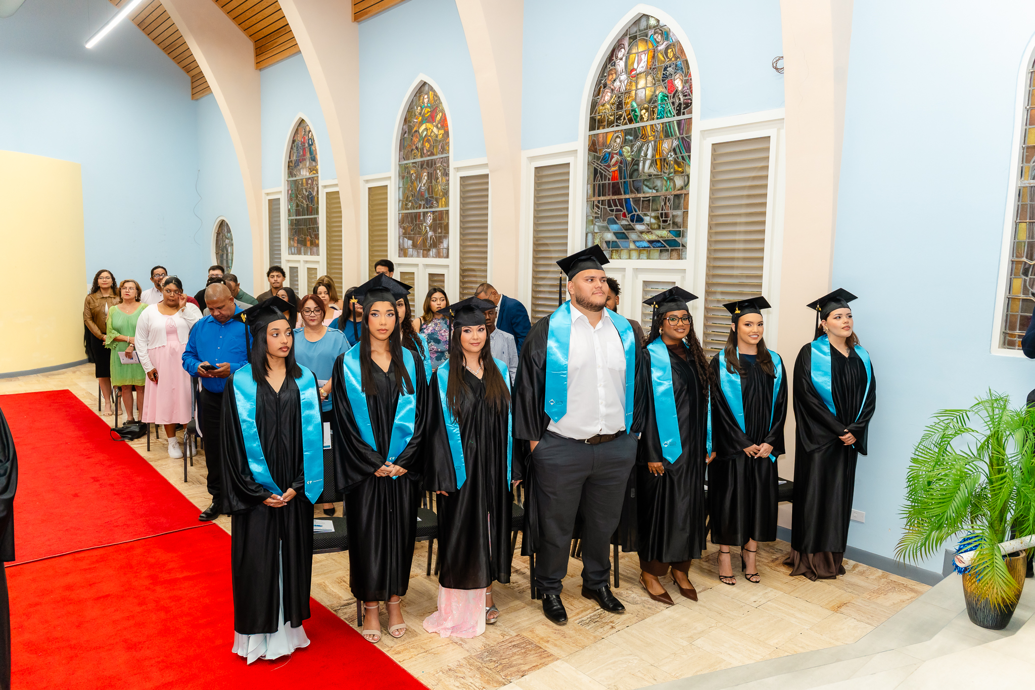 ¡La Facultad De Finanzas, Contabilidad Y Marketing Celebra A 15 Graduados! 160 ¡La Facultad De Finanzas Contabilidad Y Marketing Celebra A 15 Graduados 1