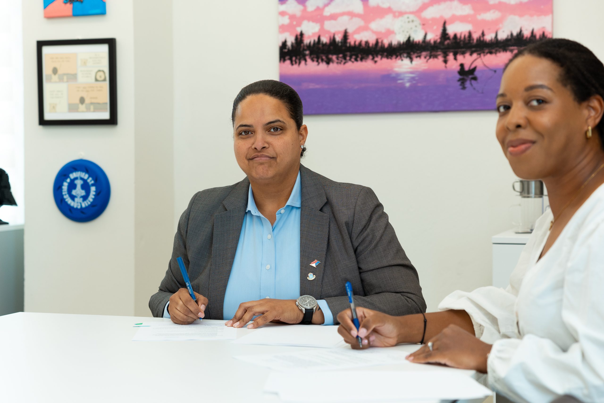 Ecys En Smdf Ondertekenen Mou Voor Beheer En Uitvoering Van Actieagenda Slavernijverleden 161 Dcomm Mecys Smdf Signing 7 Scaled