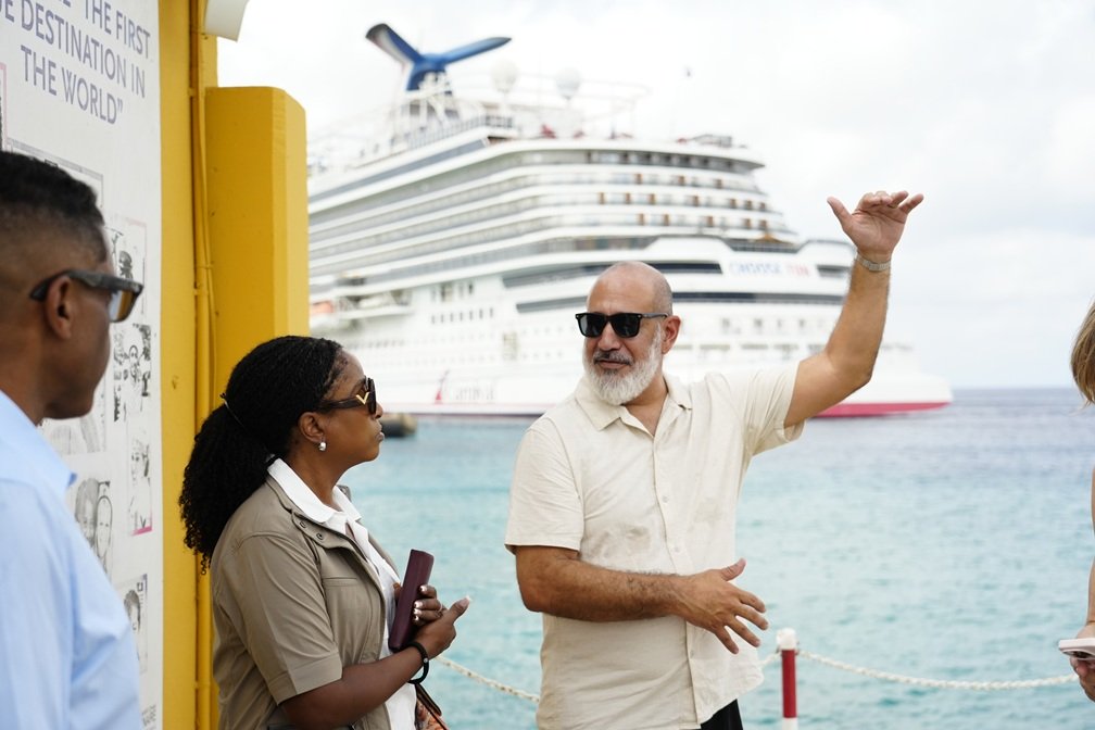 Funshonarionan Ehekutivo Di Carnival Cruise Line A Bishitá Boneiru Den Kuadro Di Nan Programa Na E Islanan Abc 160 Funcionarios Ejecutivos De Carnival Cruise Line Visitaron Bonaire En El Marco De Su Programa En Las Islas Abc 1