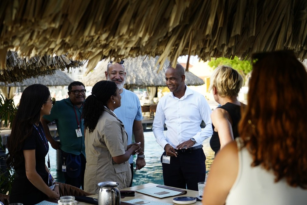 Funshonarionan Ehekutivo Di Carnival Cruise Line A Bishitá Boneiru Den Kuadro Di Nan Programa Na E Islanan Abc 163 Funcionarios Ejecutivos De Carnival Cruise Line Visitaron Bonaire En El Marco De Su Programa En Las Islas Abc 4