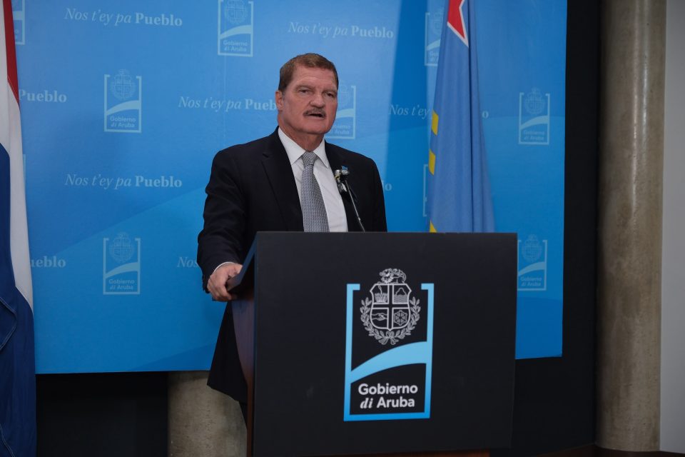 Gobierno Pendiente De La Decision De Mike De Meza