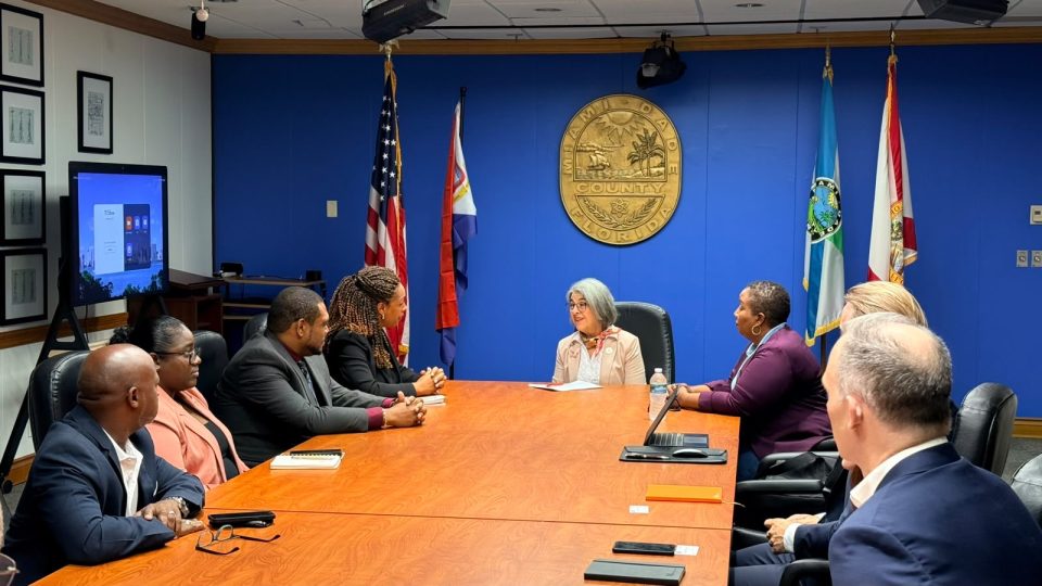 Heyliger Marten Impulsa La Cooperacion Con Miami Dade Para Ampliar Oportunidades De Negocio