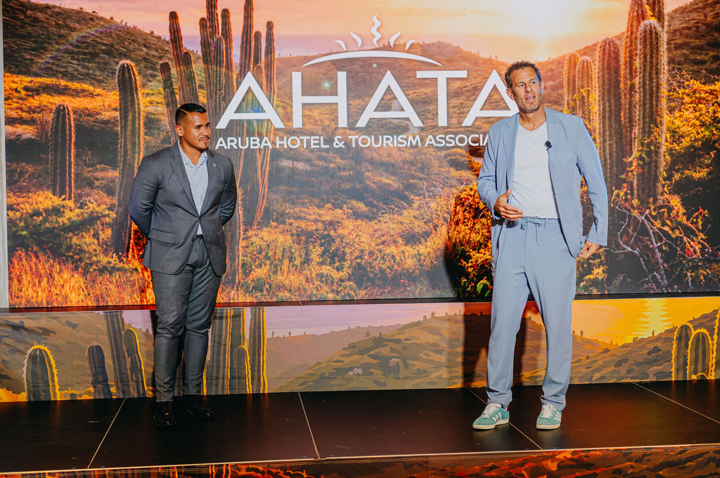 Ahata A Ofrece Sesion Exclusivo: “How To Fix Tourism” 161 Minister Y Lansky