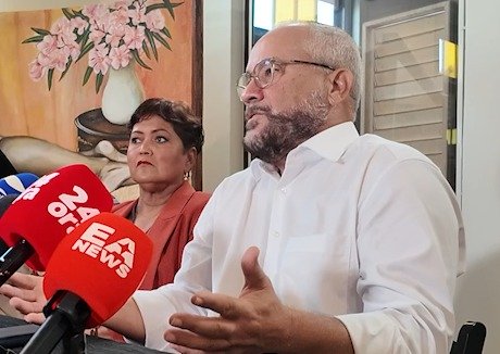 Parlamentario Mike De Meza Mi Ta Ministeriabel Pero Si Mi Kier Bira Minister Ta Un Otro Pregunta 1