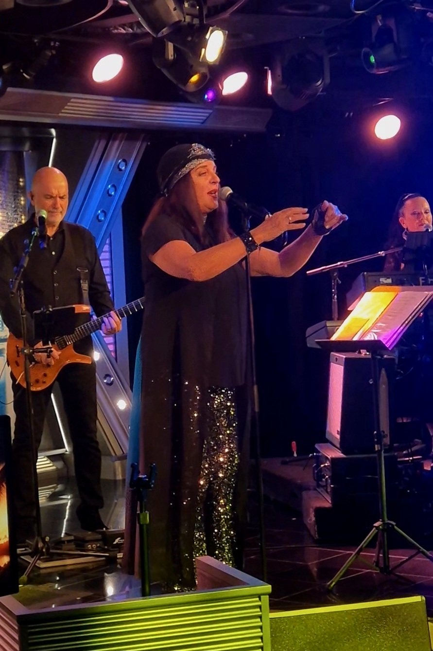 Angela Croes Met Concert Op De Freewinds 161 Screenshot 20260810 003300 Gallery