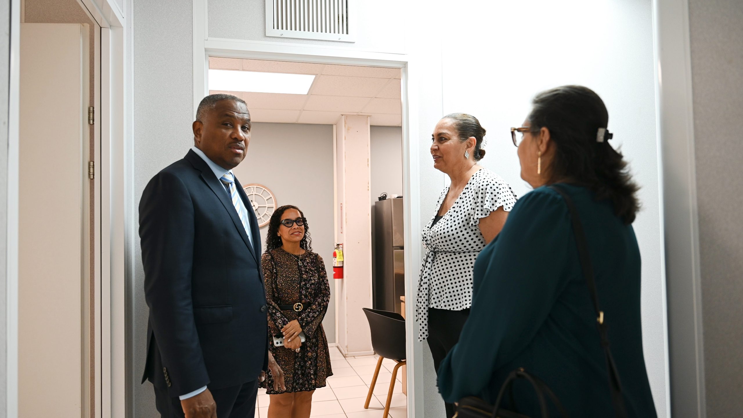 El Ministro Dowers Realiza Una Visita A La Dirección Del Consejo De Tutela 163 El Ministro Dowers Realiza Una Visita A La Direccion Del Consejo De Tutela 5 Scaled