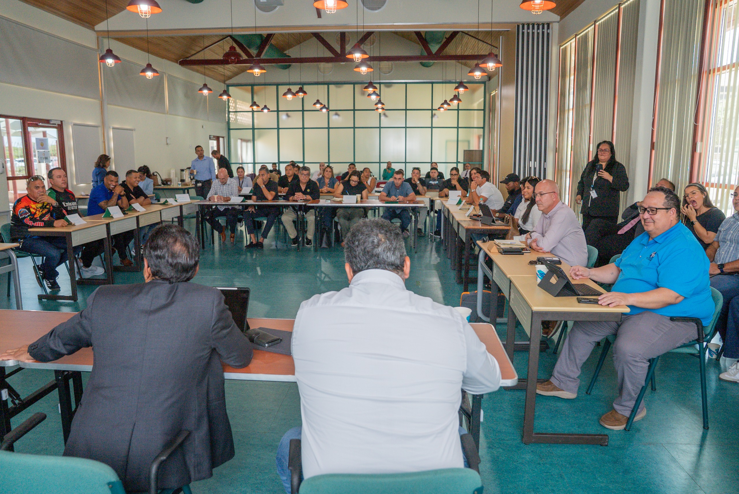 Ministro Renée Herdé: El Diálogo Constructivo Con El Sector Turístico Abre El Camino Hacia Una Solución Equilibrada 164 Encuentro Cu Operadornan Di Uvt Atv 5