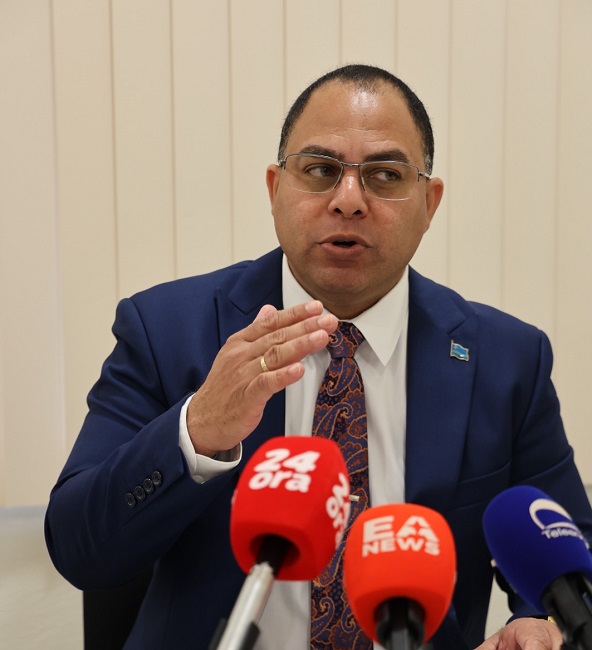 Gobierno No Por Entrega Poder Di Aruba Sin Cu Parlamento Tin E Prome Palabra. Esaki Ta Un Cuestion Fundamental