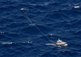 Coast Guard And Citro Assist Two Fishing Boats 161 La Guardia Costera Y Citro Auxilian A Dos Lanchas Pesqueras 1
