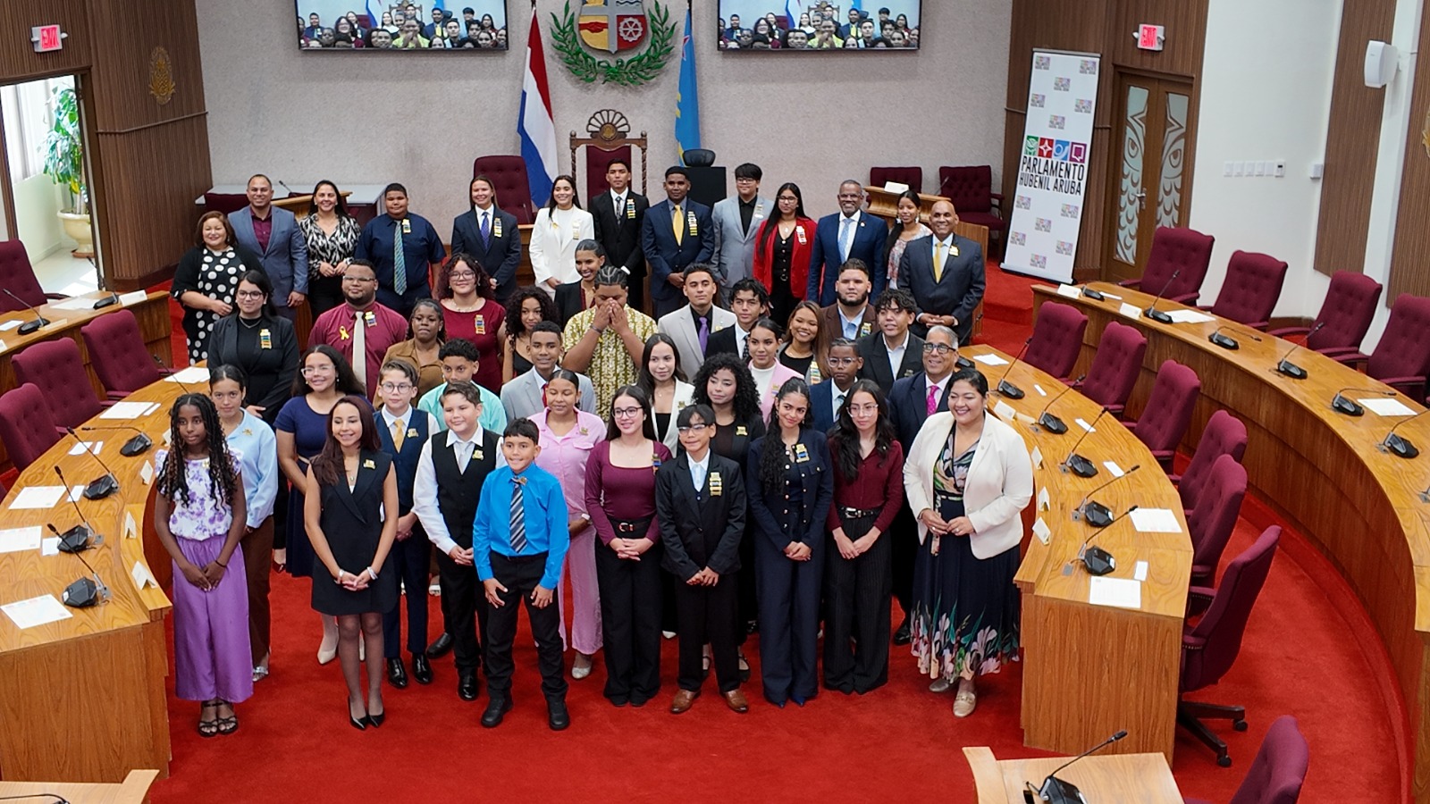 Líder De Fracción De Ppa Eduard Pieters: El Parlamento Juvenil Está Formando A Los Líderes De Aruba 161 Lider Di Fraccion Di Ppa Eduard Pieters Parlamento Hubenil Ta Formando E Lidernan Di Aruba 2