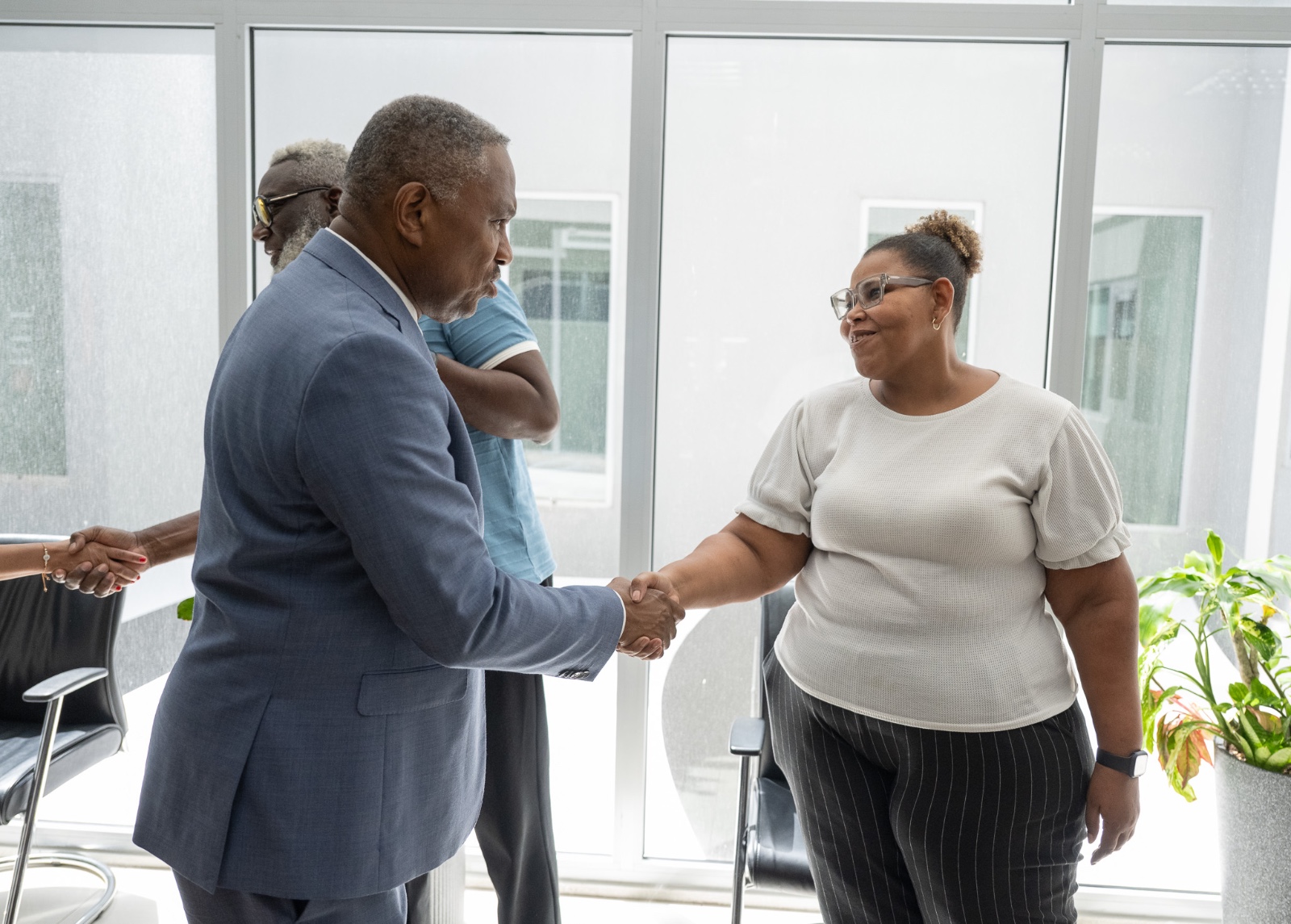 Minister Dowers With A Full Agenda During His Visit: Met With The Ministry Of Justice Of Curaçao 165 Ministerio Di Husticia Corsou 8