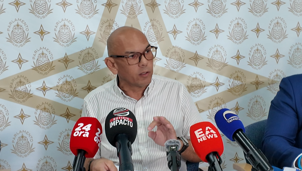 Oduber Ta Desafia Gobierno Mustra E Ley Cu Ta Bisa Cu Bo Mester Sera Noordkust