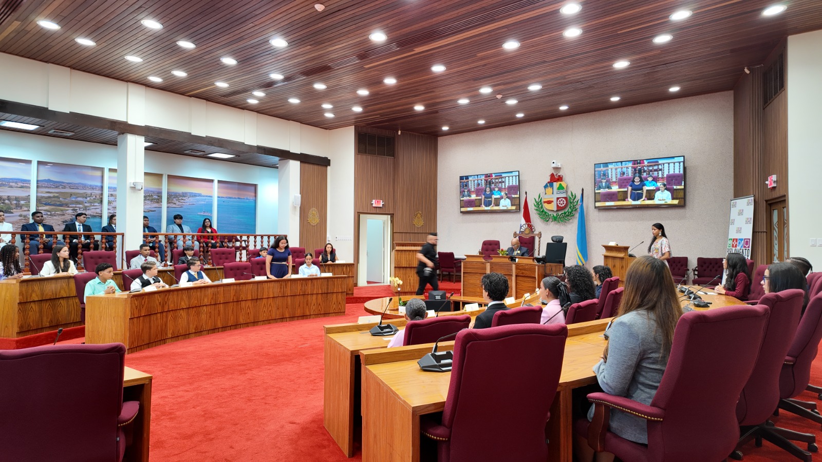 Parlamento Juvenil: Una Plataforma Clave Para El Desarrollo, La Voz Y El Liderazgo De Los Jóvenes En Aruba 164 Parlamento Juvenil 2