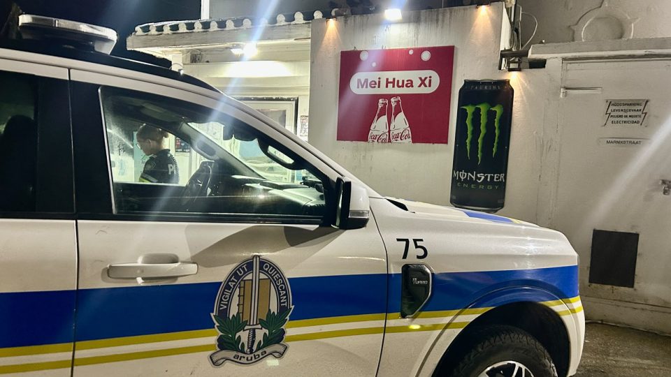 Robo A Mano Armada En Supermercado Mei Hua Xi En San Nicolas