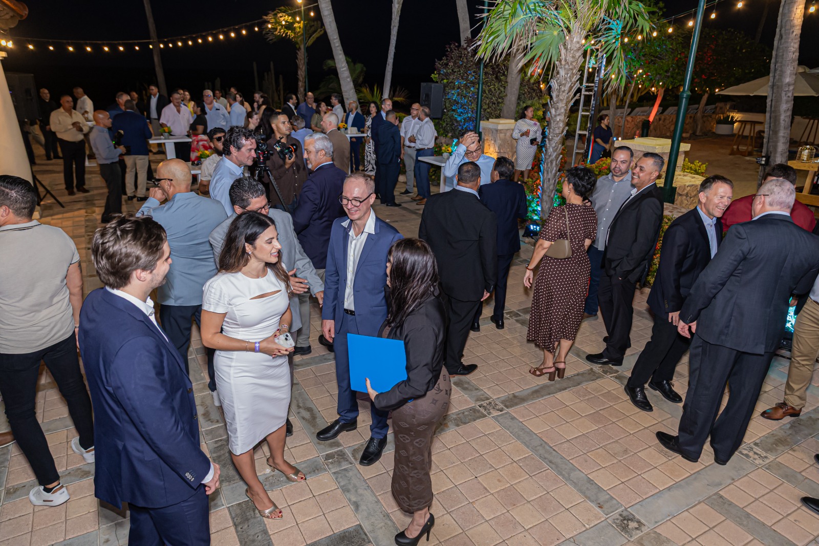 Web Aruba Ta Inicia Proyecto Pa Construi Parke Grandi Di Bateria 10