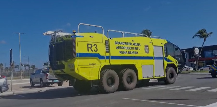 Dos Truck Di Brandweer Nobo Ta Yega Aruba Pa Fortalesa Siguridad Na Post Di Aeropuerto 160 Whatsapp Image 2026 09 04 At 5.54.25 Pm 1