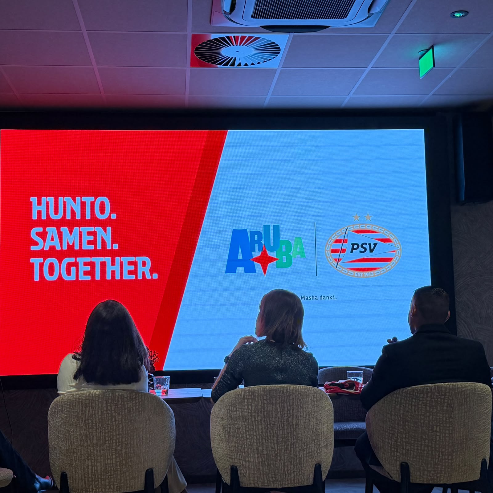 Aruba Y Psv Se Comprometen A Alcanzar Una Alianza Estrategica 2