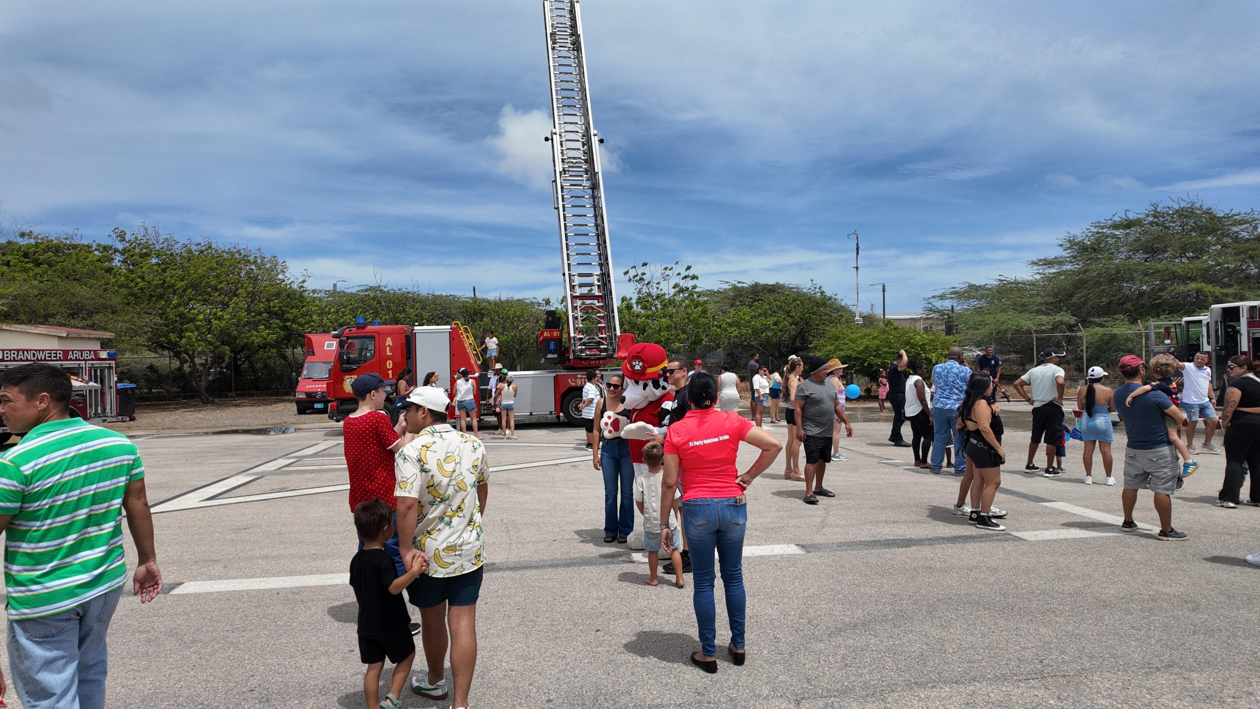 Brandweer Aruba Viert Succesvolle 'Open Dag' 223 Dji 20261004115927 0047 D Scaled