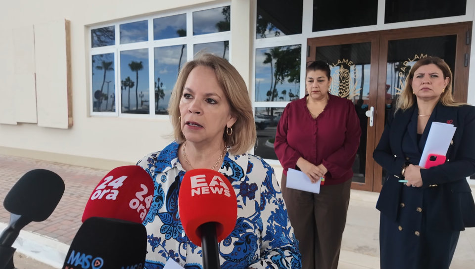 Evelyn Wever Croes